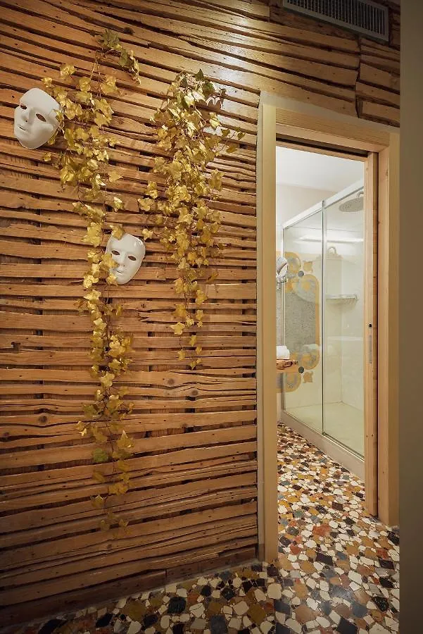 Cinqueteste Luxury Home Venice Italy