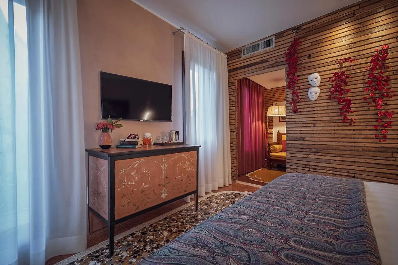 Cinqueteste Luxury Home Venice 2*,