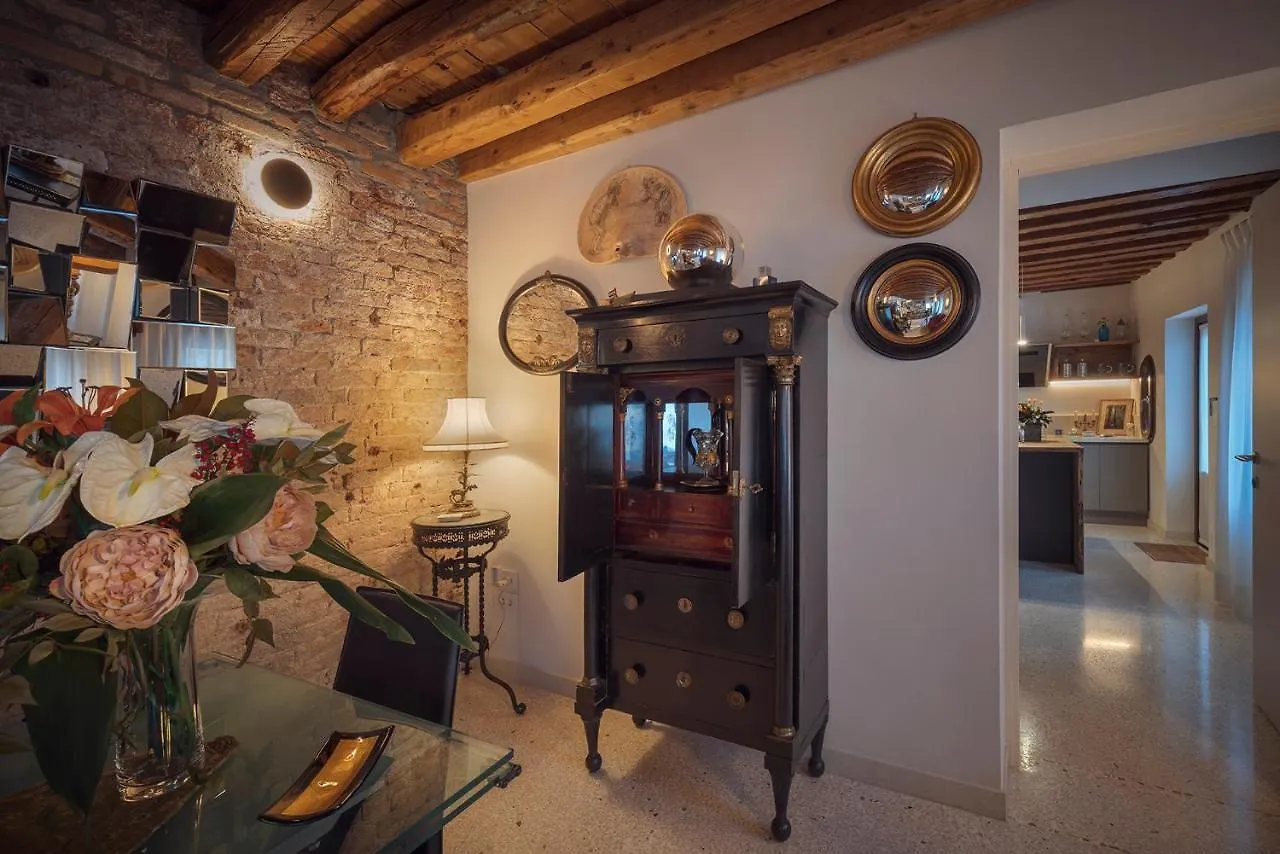 Guest house Cinqueteste Luxury Home Venice