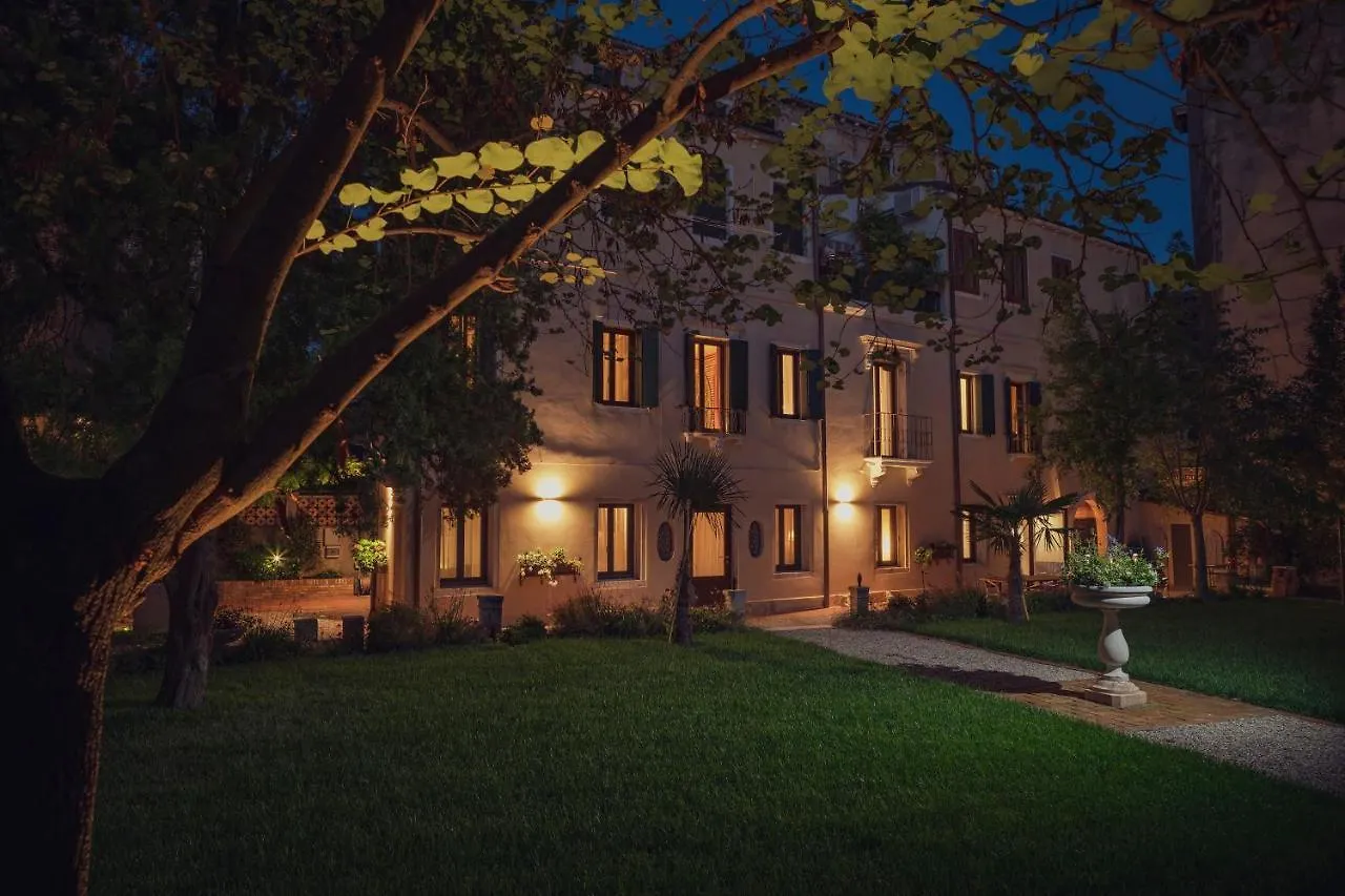 Cinqueteste Luxury Home Venice Guest house