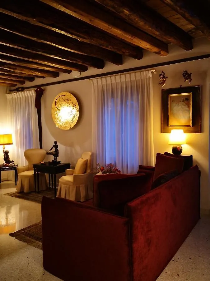** Guest house Cinqueteste Luxury Home Venice Italy