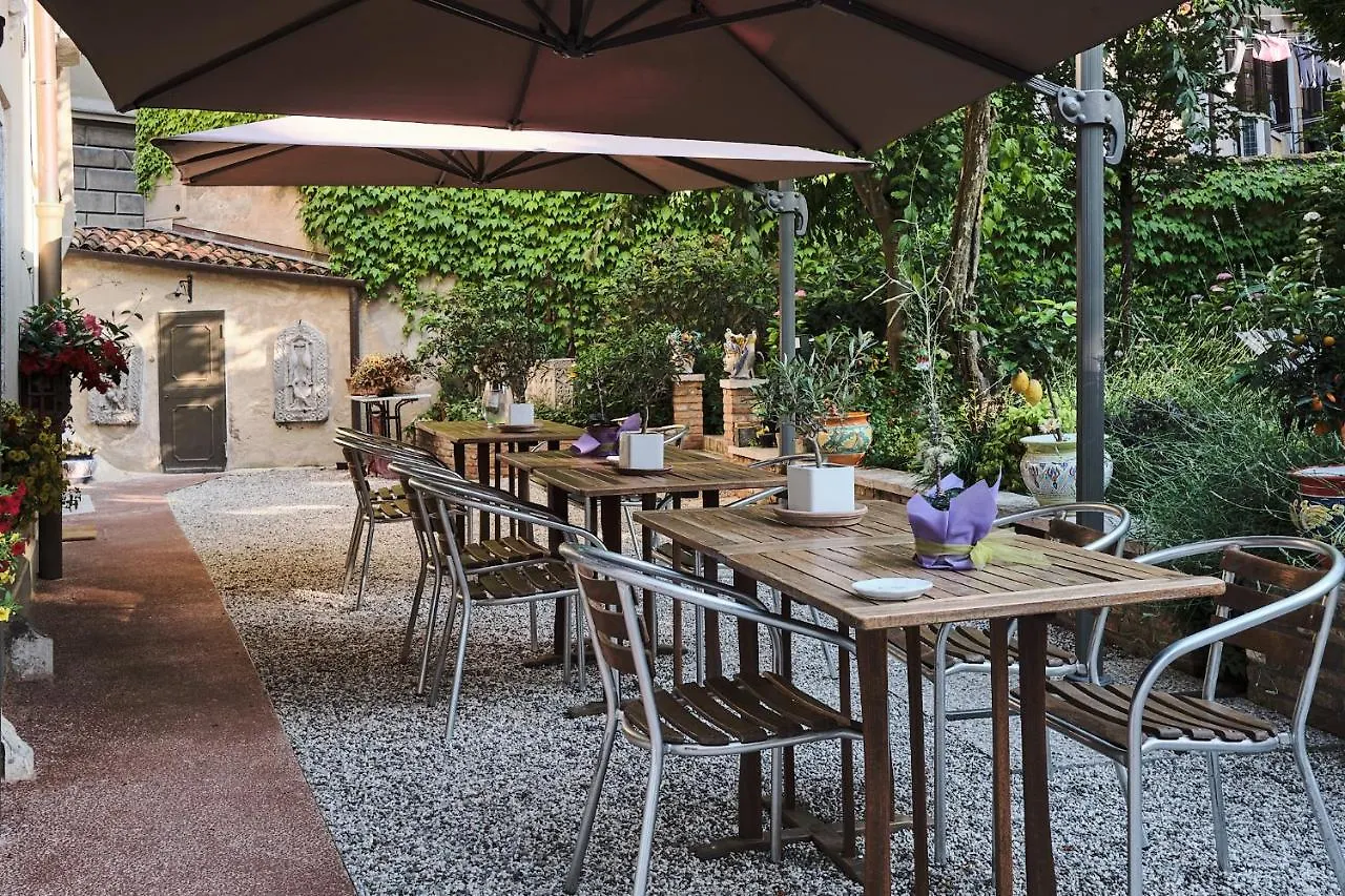 Cinqueteste Luxury Home Venice Guest house