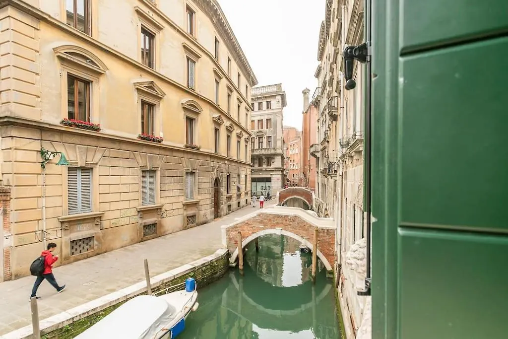 Cinqueteste Luxury Home Venice 2*,