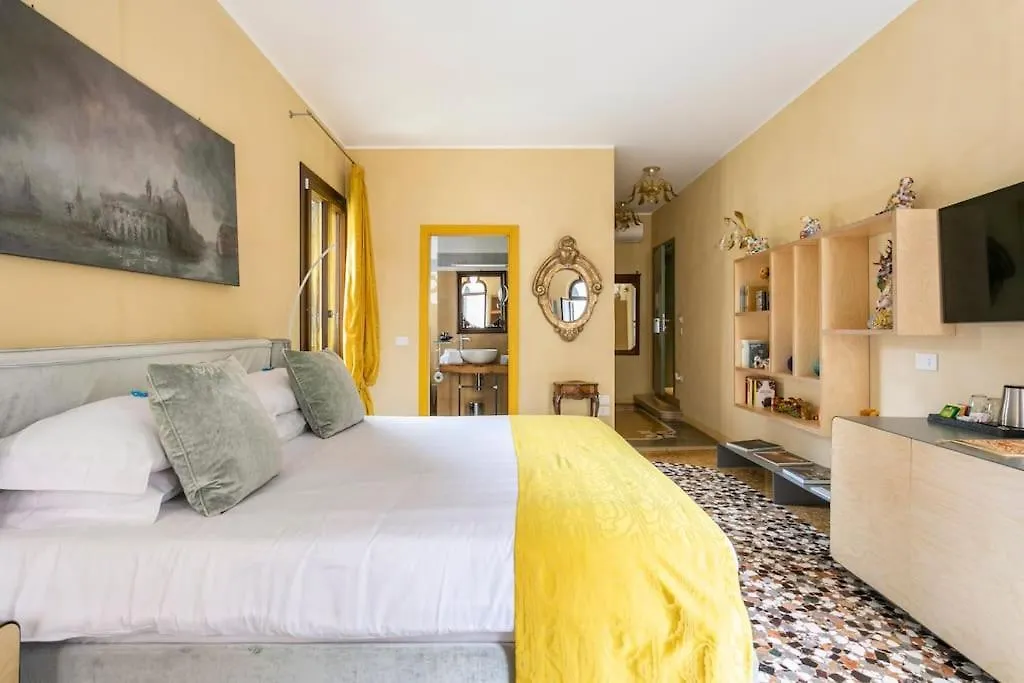 Cinqueteste Luxury Home Venice Guest house